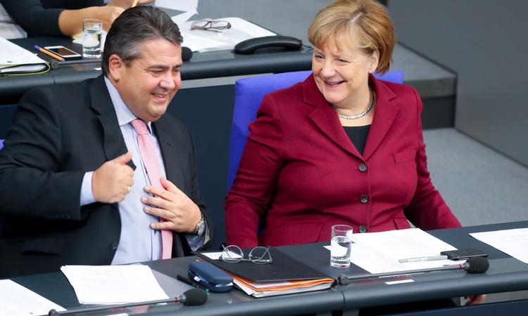 Farvel til et fint makkerskab - Sigmar Gabriel takker af som vicekansler og førsteudfordrer til Angela Merkel. 