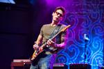 Her ses John Mayer på scenen under en koncert i Tivoli. 