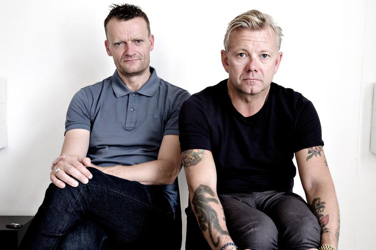 Komikerparret Frank Hvam (til venstre) og Casper Christensen vender tilbage til 'Klovn'-universet.  
