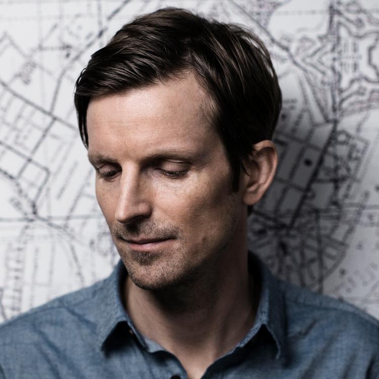Jeppe Krogsgaard Christensen eksperimenterer med 'tomme pladser' i bogen 'dage med p' Foto: Robin Skjoldborg