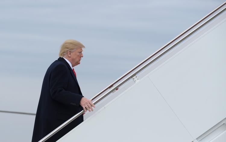 Trump risikerer at sætte Boeings salg af passagerfly til Iran over styr ved sine sanktioner mod præstestyret.  (Arkivfoto - AP/Susan Walsh) 