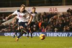 Harry Kane scorer Tottenhams eneste mål på straffespark.  