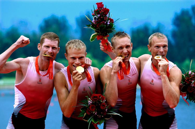 'Guldfireren' - her med Thomas Ebert (tv.), Morten Jørgensen, Mads Kruse Andersen og Eskild Ebbesen efter guldet i Beijing 2008 -  har vundet seks olympiske medaljer ved lige så mange lege. 