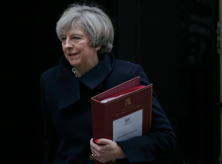  Theresa May har opgaven med at føre briterne ud af EU. 