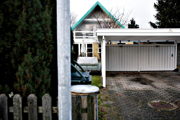 Det skal være mindre besværligt at lave mindre byggeriet hjemme på matriklen, mener regeringen. (arkivfoto) 