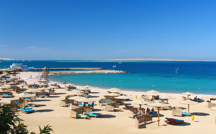 Den egyptiske badedestination Sharm el-Sheikh har længe savnet rejsende fra charterbureauerne i Europa. 