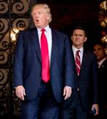 Den nu forhenværende nationale sikkerhedsrådgiver, Michael Flynn, kom i den varme stol efter afsløring af, at han har talt usandt om sin kontakt til den russiske ambassadør. 