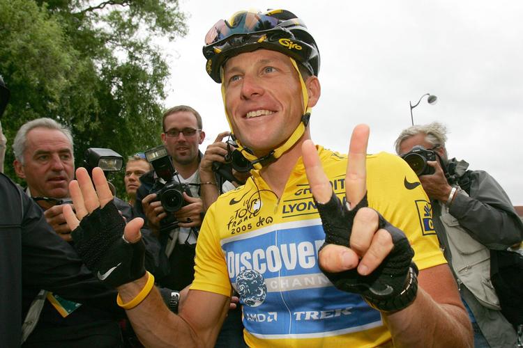 7 sejre fremviser Lance Armstrong, da han vandt sit sidste Tour de France. Siden er han blevet frataget alle sine sejre. 