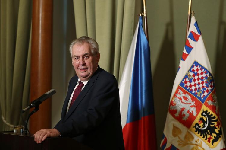 Milos Zeman, Tjekkiets præsident, står i spidsenfor en ny rygelov i landet. Arkivfoto. 