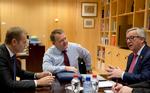 Statsminister Lars Løkke Rasmussen (V) til møde med EU-kommissionsformand Jean-Claude Juncker (th.) og EU-præsident Donald Tusk (tv.) 