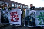 Det udløste voldsomme protester og en regulær shitstorm på de sociale medier, da Nykredits datterselskab Totalkredit sidste år hævede lånegebyrer og bidrag.  