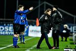Utilfredshed over det afgørende straffespark kostede Bo Henriksen en bortvisning fra dommer Jens Maae.




 