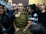 Soldaten Elor Azaria smilede i retten, da han blev idømt 18 måneder for manddrab. Ifølge dommeren, har han ikke giv udtryk for anger.  