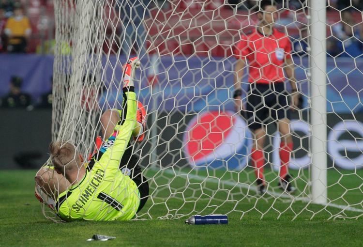 Kasper Schmeichel var Leicesters bedste, da det blev til et brugbart nederlag i Sevilla. 