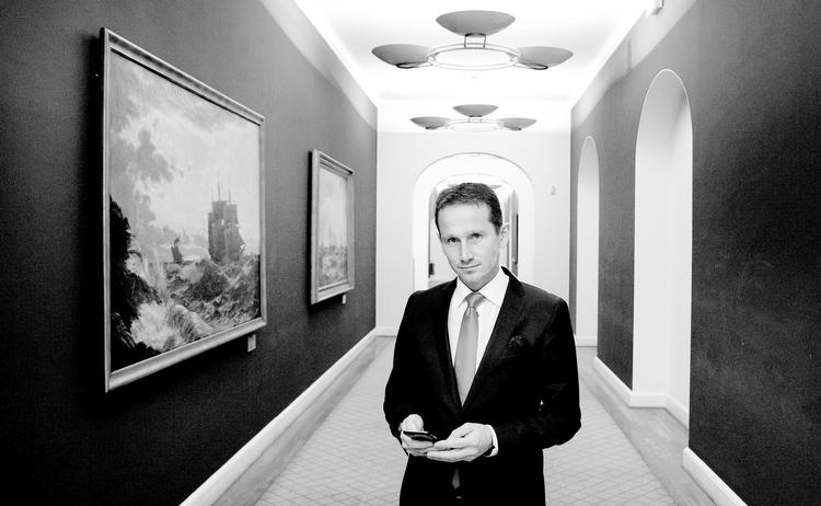 Inden Preben Wilhjelm opkaster sig til ekspert i finanskrisen, skulle han måske lytte til eksperterne, skriver finansminister Kristian Jensen (V). Foto: Finn Frandsen 