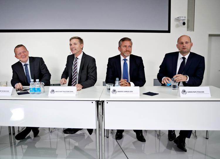 Tre tabere og en, der langsomt kryber opad i den seneste meningsmåling.  