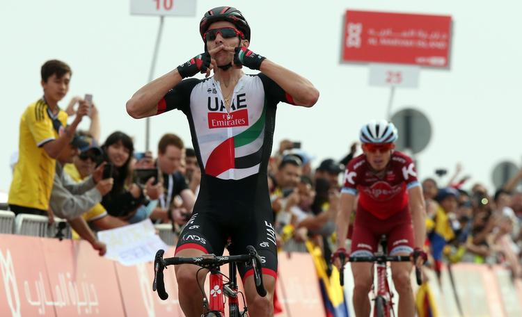 Rui Costa nyder sejrens sødme på kongeetapen i Abu Dhabi Tour. Foto: ANSA-Peri/Bazzi. 