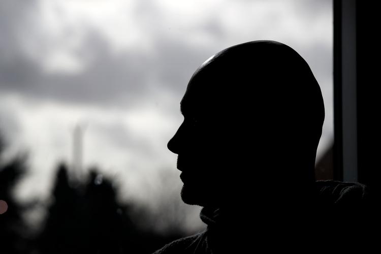 Thorsten Grønlund Thomsen afsoner en dom på 14 år for drabet på den 22-årige Anders Mark Hansen, der blev fundt død i Kobbelskov ved Stevns i 2012. 