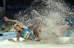  Darya Klishina har siden 2013 boet og trænet i USA og har derfor fået lov til at stille op som uafhængig atlet.  