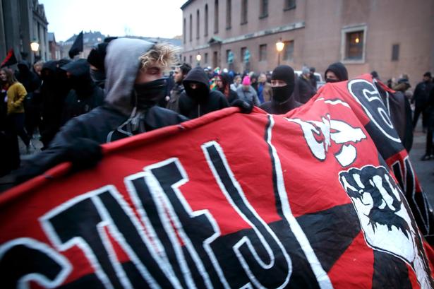 Demonstration om Ungdomshusets nedrivning Intet glemt intet tilgivet