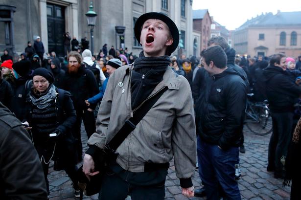 Demonstration om Ungdomshusets nedrivning Intet glemt intet tilgivet