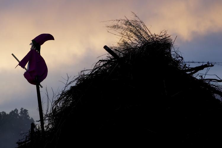 Heksen udgør en tiltrækkende modstandsfigur blandt kunstnere og forfattere.  
