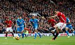 Ups ... Zlatan Ibrahimovic kikser et straffespark lørdag mod Bournemouth hjemme på Old Trafford. Intet lykkedes for svenskeren. 