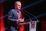 Donald Tusk, formand for det Europæiske Råd, skal efter planen genvælges på et EU-topmøde torsdag. Men hjemlandet Polen stritter imod. Foto: Krzysztof Zatycki/AP 