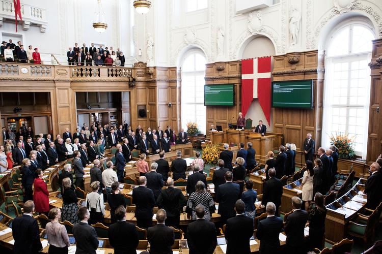 Dannebrog i Folketinget. Foto: Rune Aarestrup Pedersen (arkiv) 