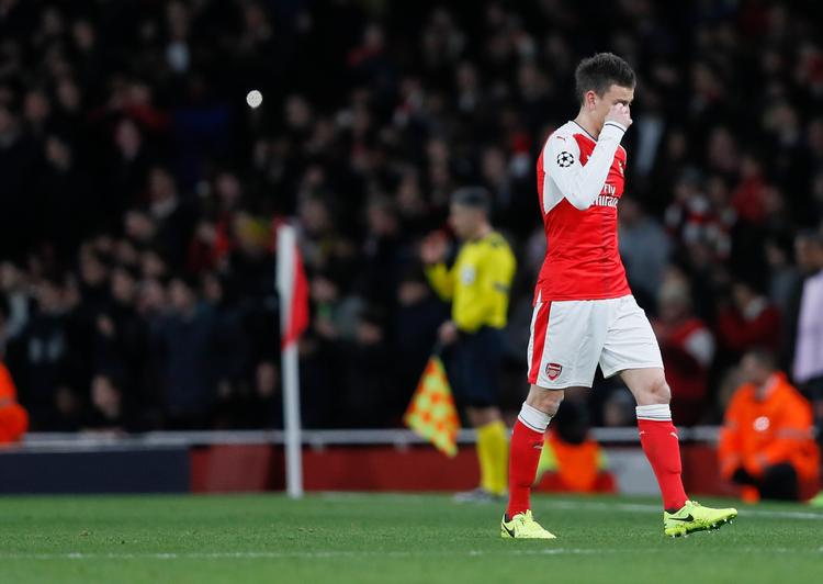 Udvisningen af Arsenals Laurent Koscielny blev et afgørende øjeblik i kampen. Da han forlod banen, kollapsede hjemmeholdet. 