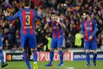 Barcelonas Luis Suarez scorede kampens første mål. 