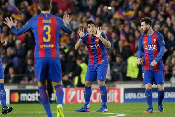 Barcelonas Luis Suarez scorede kampens første mål. 