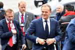 Donald Tusk ankommer til dagens EU-topmøde i Bruxelles. 