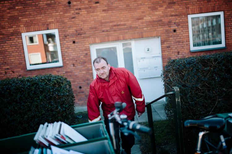 Medarbejderstaben er ved at blive skåret drastisk ned i PostNord. I marts var der 9.300 ansatte. Til oktober vil der være ca. 1.900 færre. 