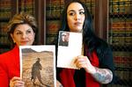 Erika Butner (th.) på 23 er en af de kvinder fra det amerikanske militær, der er blevet offer for deling og nøgenbilleder fra hendes mandlige kollegaer. Flere hundrede billeder er blevet delt i en hemmelig Facebook-gruppe og på et anonymt chatforum, hvor mandlige soldater har efterspurgt nøgenbilleder af navngivne kvindelige kollegaer. 