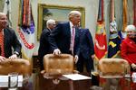 Donald Trumps første indrejseforbud endte i nederlag ved domstole og store protester i lufthavnen. Foreløbigt går det bedre for ham med den reviderede udgave. 