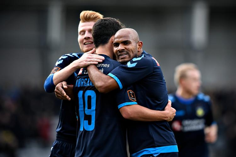 Med sit andet mål i Superligaen bragte Rodolph Austin (th.) Brøndby på sejrskurs i Horsens. 