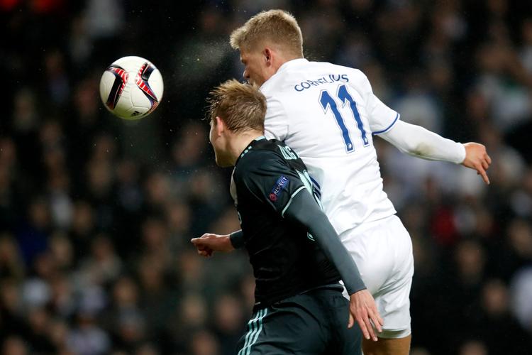 Andreas Cornelius scorede på hovedstød i sidste uge mod Ajax.  