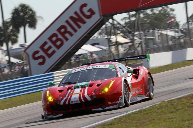 Christina Nielsen vandt sidste år GTD-klassen, og hun er til start igen i år i en Ferrari. Foto: Jan Kaiser 
