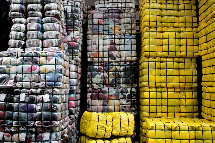 AMSTERDAM-Reportage om tekstilgenanvendelse i Amsterdam