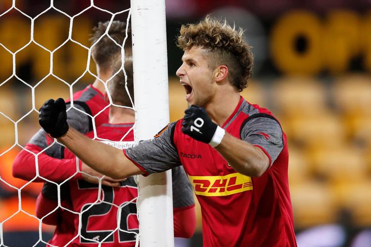 FC Nordsjælland og Emiliano Marcondes skal vinde i Herning mod FCM, hvis de skal med i slutspillet. Men det er ikke nok – Randers og AaB må ikke vinde i henholdsvis Haderslev og Viborg.  