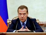 Ruslands ministerpræsident, Dmitrij Medvedev, beskyldes for omfattende korruption, men de russiske myndigheder er ikke interesserede i at undersøge sagen.   