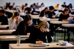 Formanden for Danske Gymnasieelevers Sammenslutning er utilfreds med undervisningsministerens nye regler angående gymnasieelevernes fravær. 
