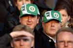 ... i 2001 sad på tilskuerpladserne med FCK-træner Roy Hodgson ved en pokalkamp mellem AB og Viborg. Kampen var semifinale i den såkaldte Dong Cup på Gladsaxe Stadion og endte 1-0 til AB.  