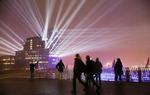 Ved åbningen i januar lyste Elbphilharmonie op i vinternatten. Nu kommer politiet på besøg. 