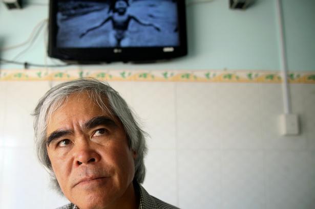 Nick Ut fotograferet i 2012. Efter 51 år i AP's tjeneste går han på pension. 