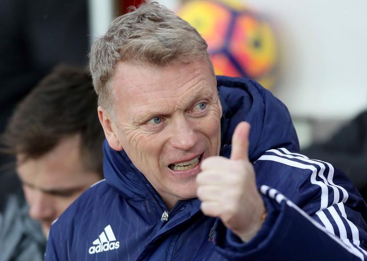 Sunderland-manager David Moyes har masser af sportslige problemer, og det har tilsyneladende også påvirket hans optræden i medierne.  