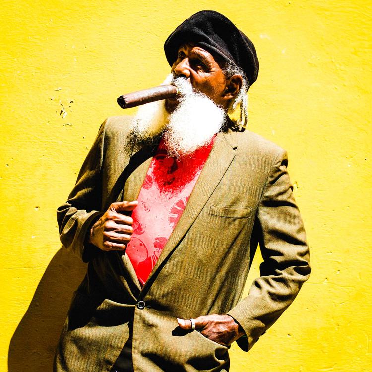 8.-9. april kan man gratis opleve Christopher Egebergs, eller Flips, fotoudstilling 'Faces of Havana' på Vesterbro.  