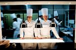 Geranium er netop stemt ind som verdens 19. bedste restaurant. Restaurantchef og sommelier Søren Ledet (til højre) og køkkenchef Rasmus Kofoed. 
