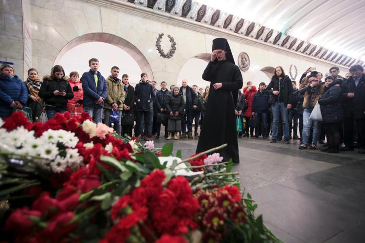 14 mennesker blev dræbt og 50 såret ved mandagens terrorangreb i Sankt Petersborg. I går blev ofrene mindet i metroen.  